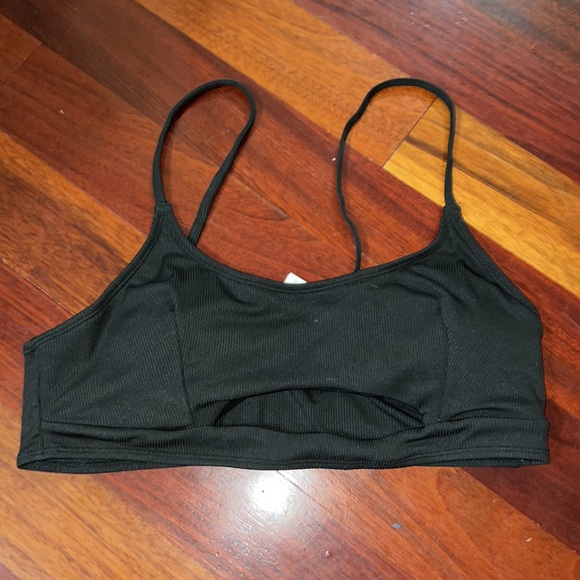 Cupshe Black Bikini - NEW WITH TAGS - Picture 4 of 8